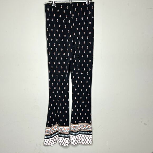Show Me Your Mumu Barney Bells Black Floral Honeysuckle Paisley Flare Pants - Picture 2 of 6